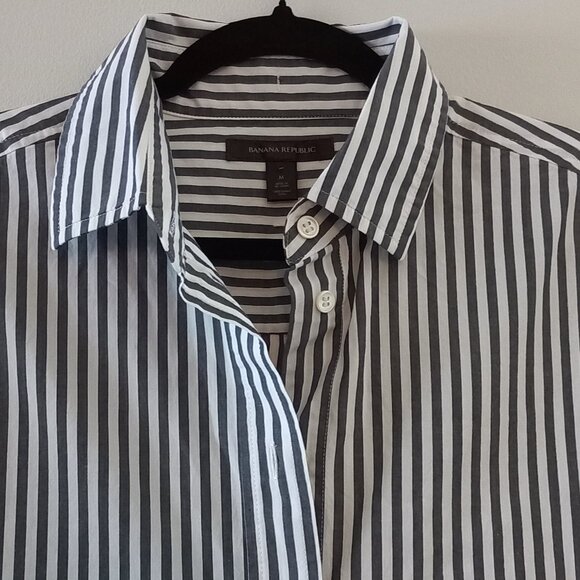 BANANA REPUBLIC vertical striped cotton sleeveless button down shirt - Picture 5 of 8